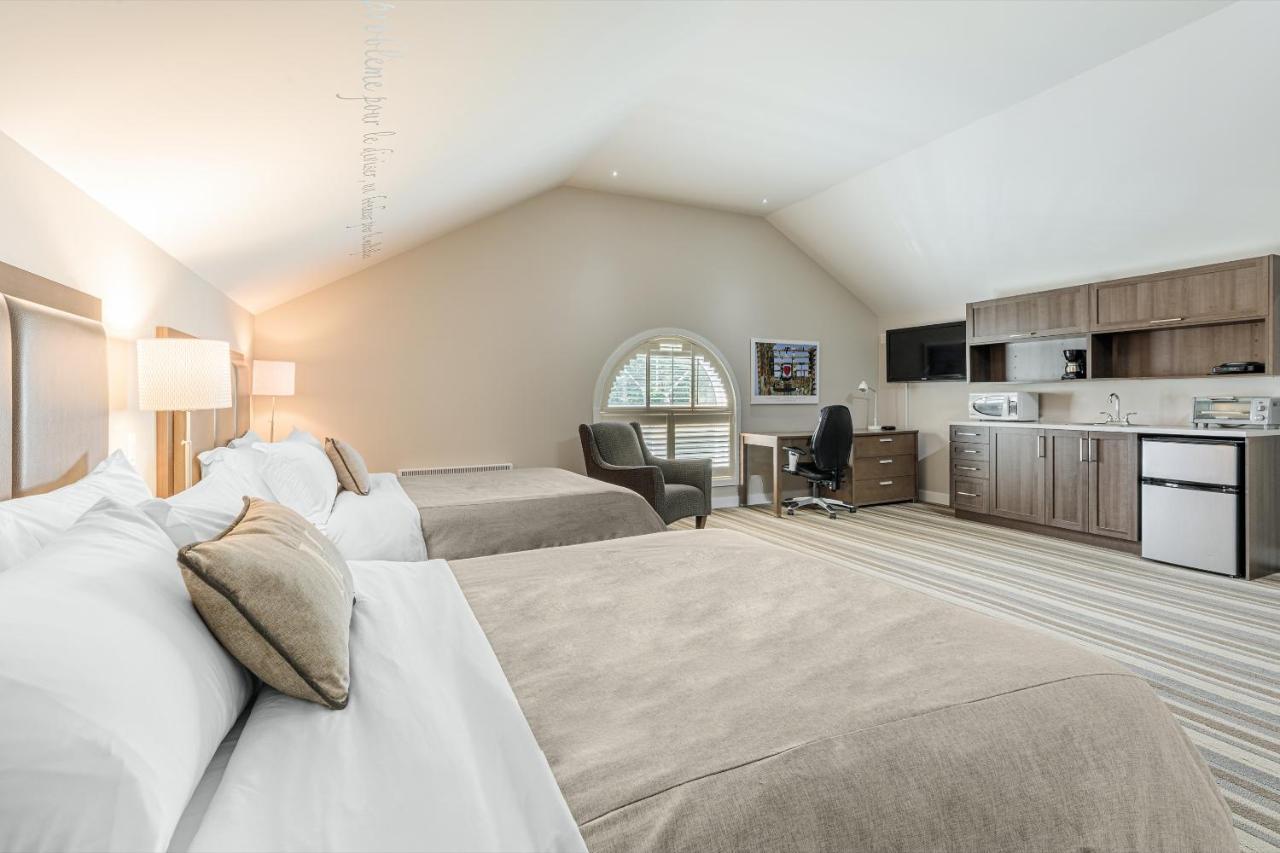 Family Room,1387051934:JPEG