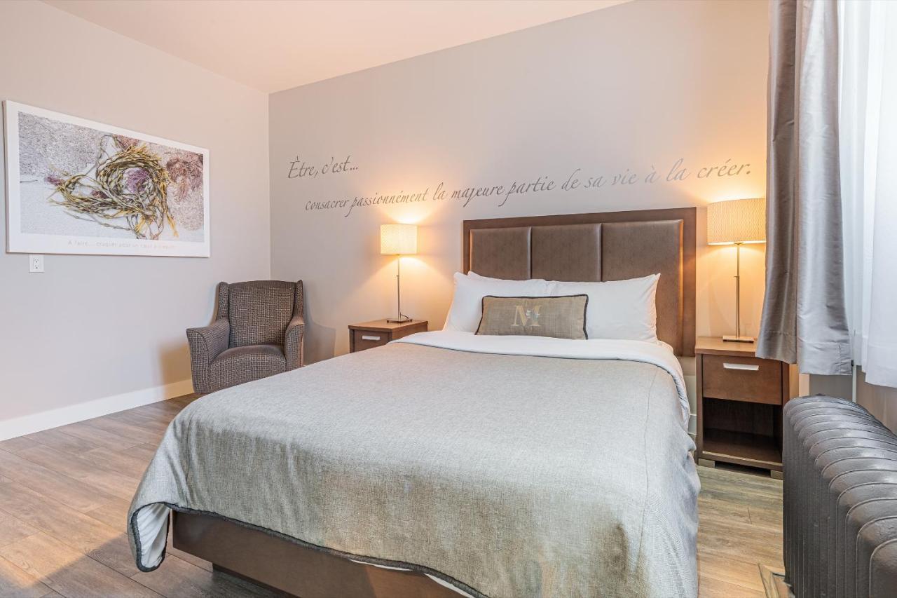 Deluxe Room,1387065956:JPEG